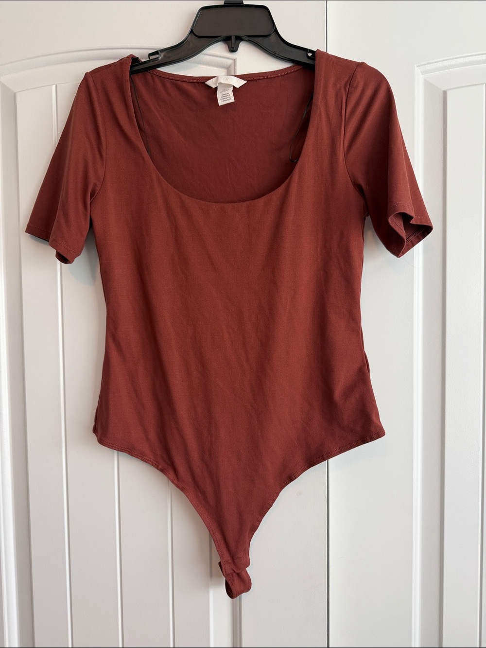 H&M Scoop Neck Rust-Brown Short Sleeve Bodysuit - Picture 1 of 6